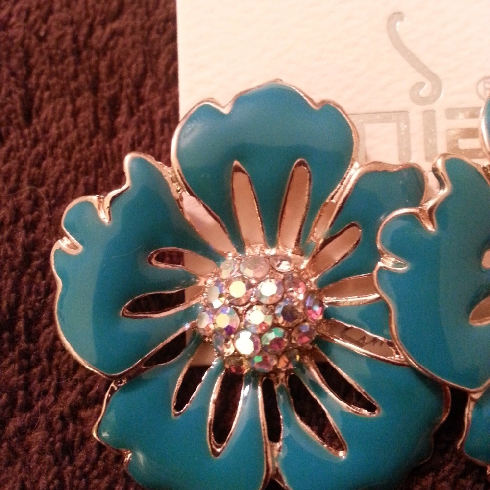 Blue hibiscus Hawaiian earrings